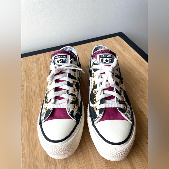Converse Women Lift Platform All Star Low Sneaker Animal Print Size 6 - Picture 2 of 13